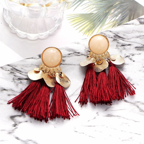 Jewelry - NEW boho tassel earrings